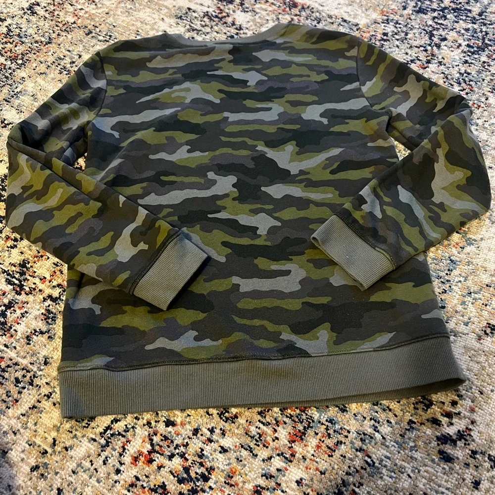Boys Old Navy Camo Pullover Sweater